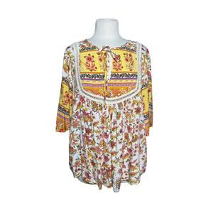 RUSTTYDUSTTY Women’s Boho Mixed Floral Crochet Trim Short Sleeve top